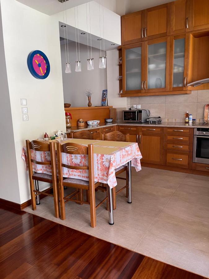 Azure Retreat Apartment Loutráki Exterior photo